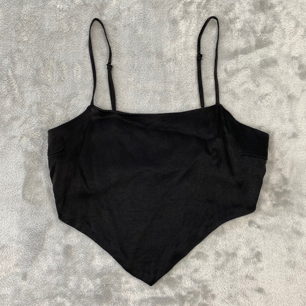 FOREVER 21 Camisole Women Medium Black Handkerchief Hem Smocked Crop Summer
